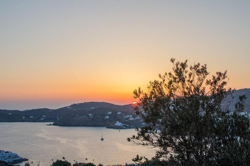 Sea And Sun L Villa Mylopotas Exterior photo