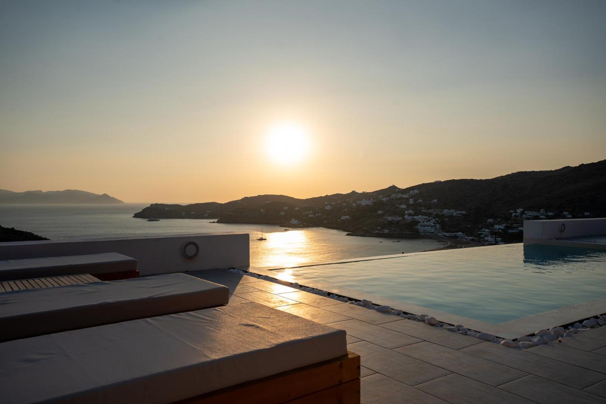 Sea And Sun L Villa Mylopotas Exterior photo